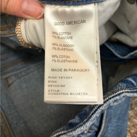 GOOD AMERICAN • Women’s Classic High Waist Raw Hem Jeans in Blue754 Size 6/28 - Picture 7 of 7